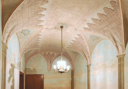 restaurované malby z počátku 19. století v tzv. Gotickém sále